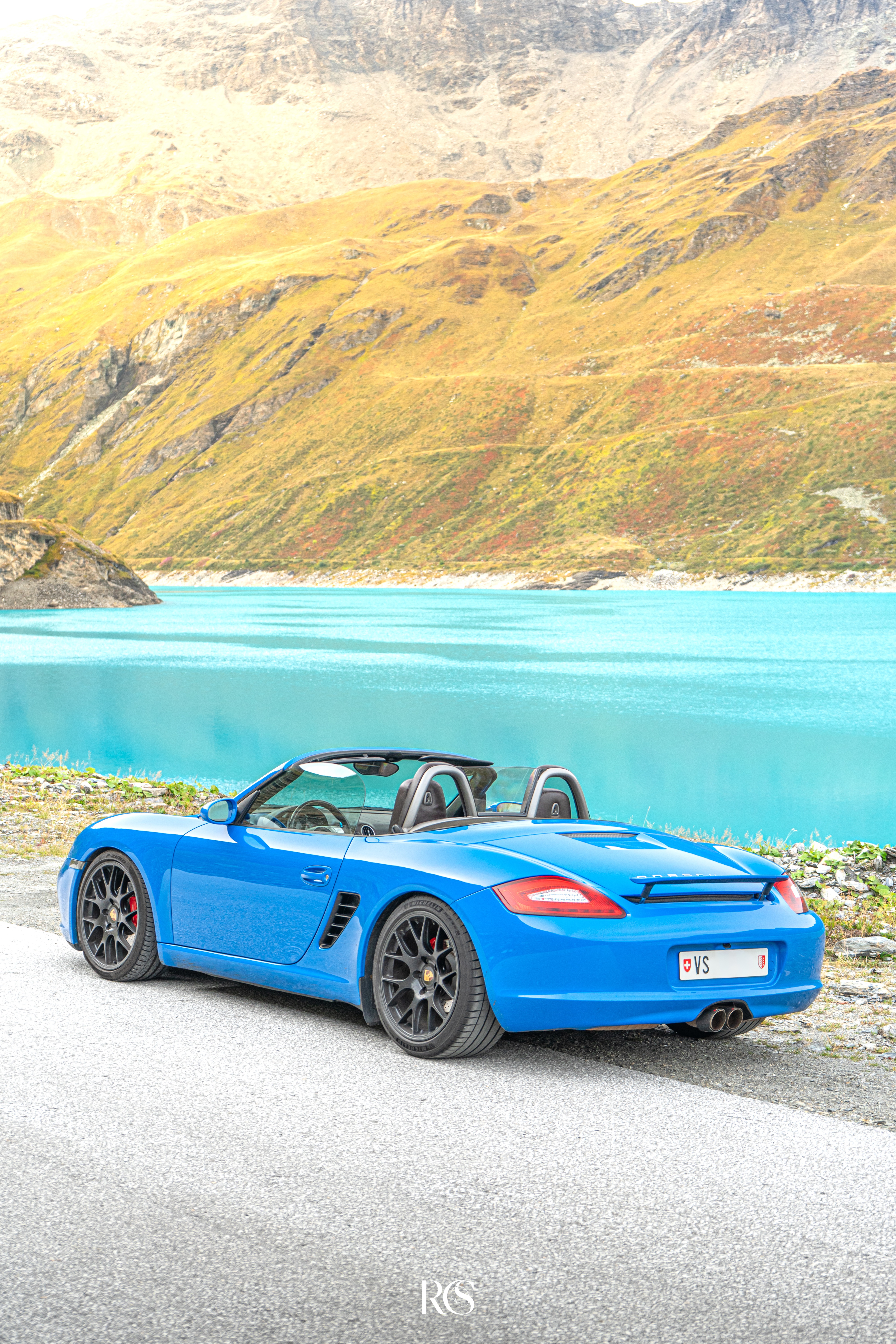 Porsche en séance photo en montagne, Suisse